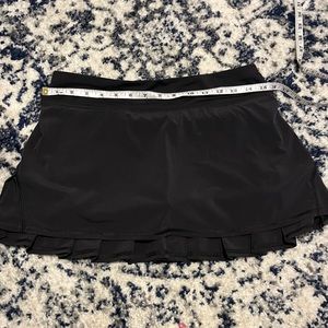 Black Lululemon Pace Setter Skirt Size 6
